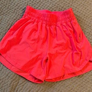 Lululemon Track That High-rise lined short. 5” I seam.